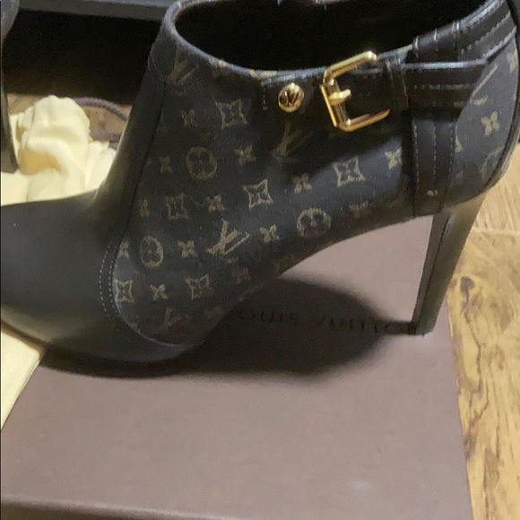 Louis Vuitton Monogram Ankle Boots - Picture 2 of 9